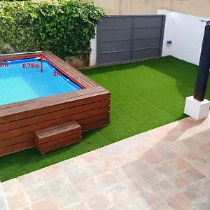 Chalet Bosque10 Piscina Privada Entre La Playa Сasa de vacaciones